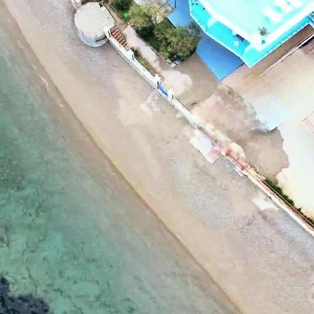 Blue Life, Sea-Luxury Rooms On The Beach Between Palermo And Cefalu' Кастельдачча Екстер'єр фото