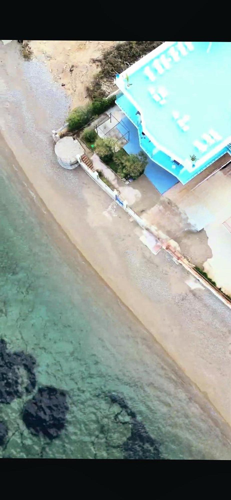 Blue Life, Sea-Luxury Rooms On The Beach Between Palermo And Cefalu' Кастельдачча Екстер'єр фото